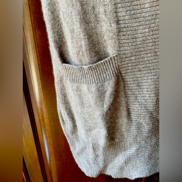 Long cashmere vest - Picture 3 of 4